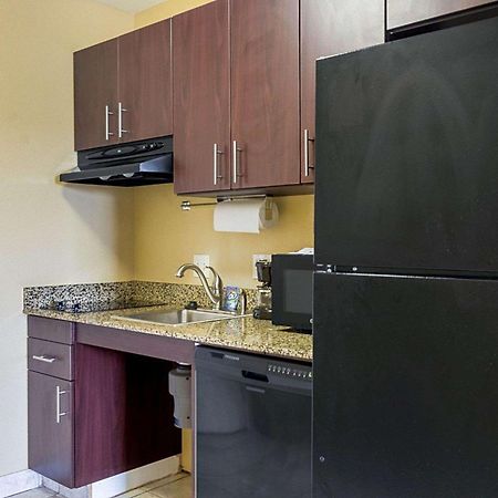 Mainstay Suites Minot Ngoại thất bức ảnh