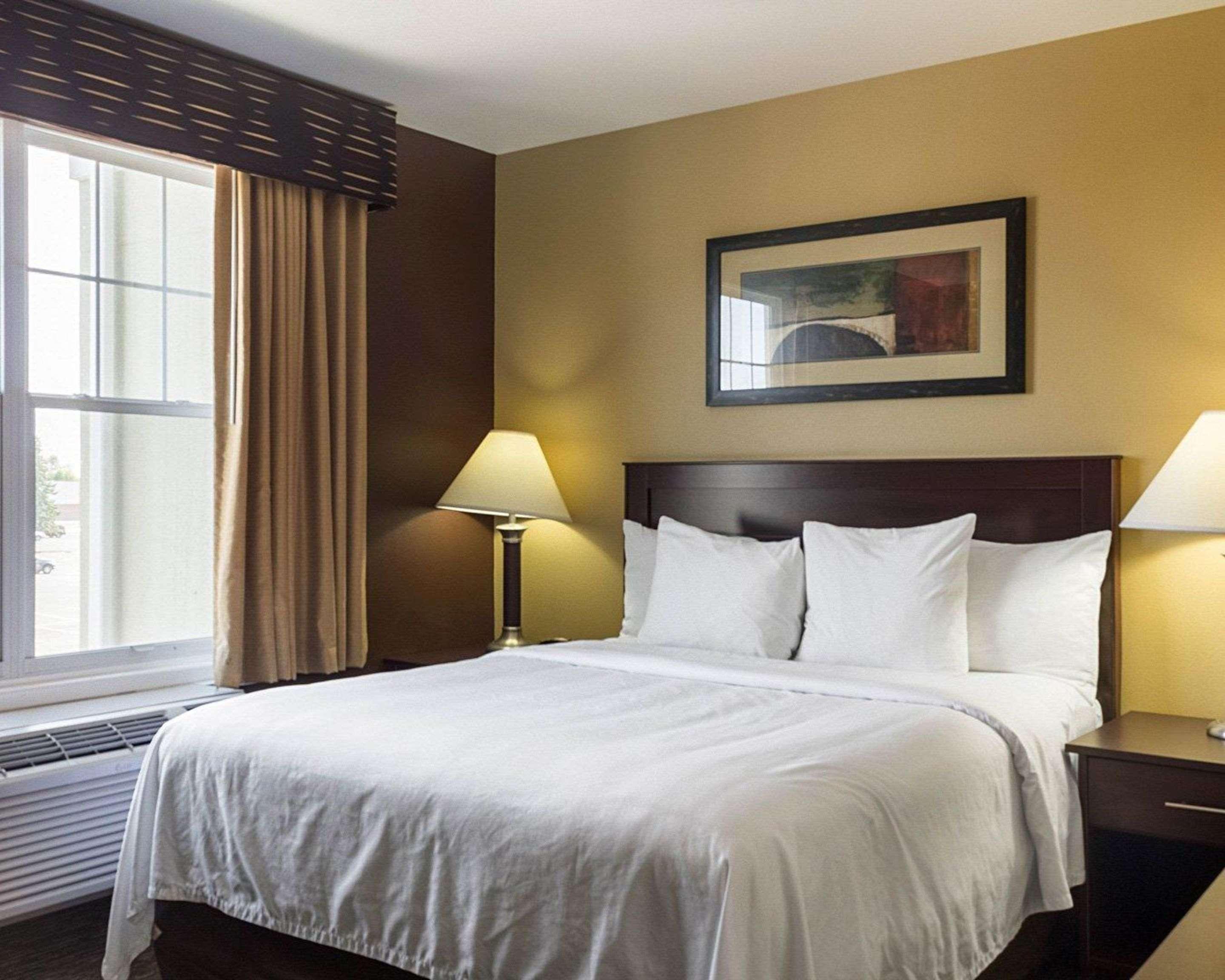 Mainstay Suites Minot Ngoại thất bức ảnh
