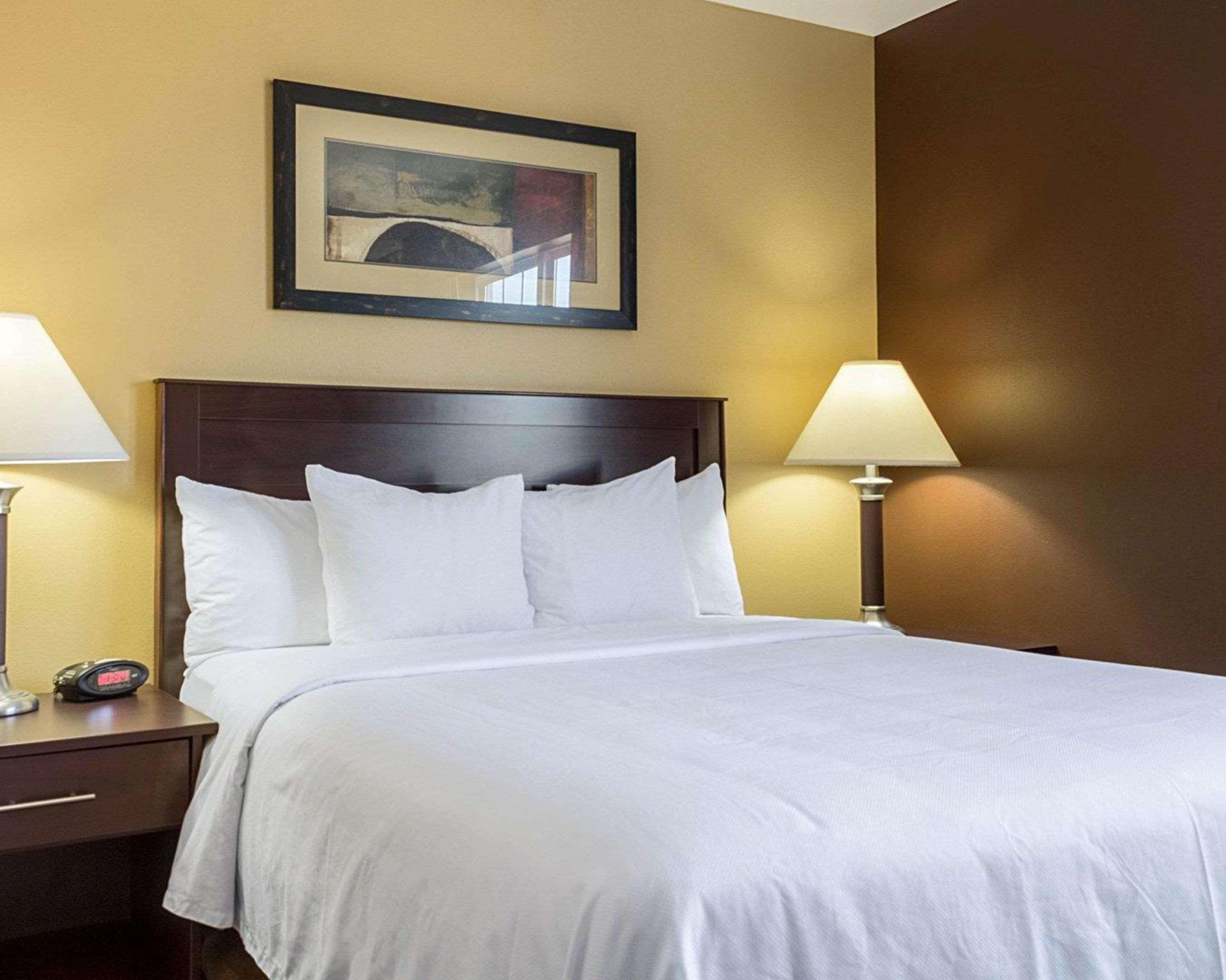 Mainstay Suites Minot Ngoại thất bức ảnh