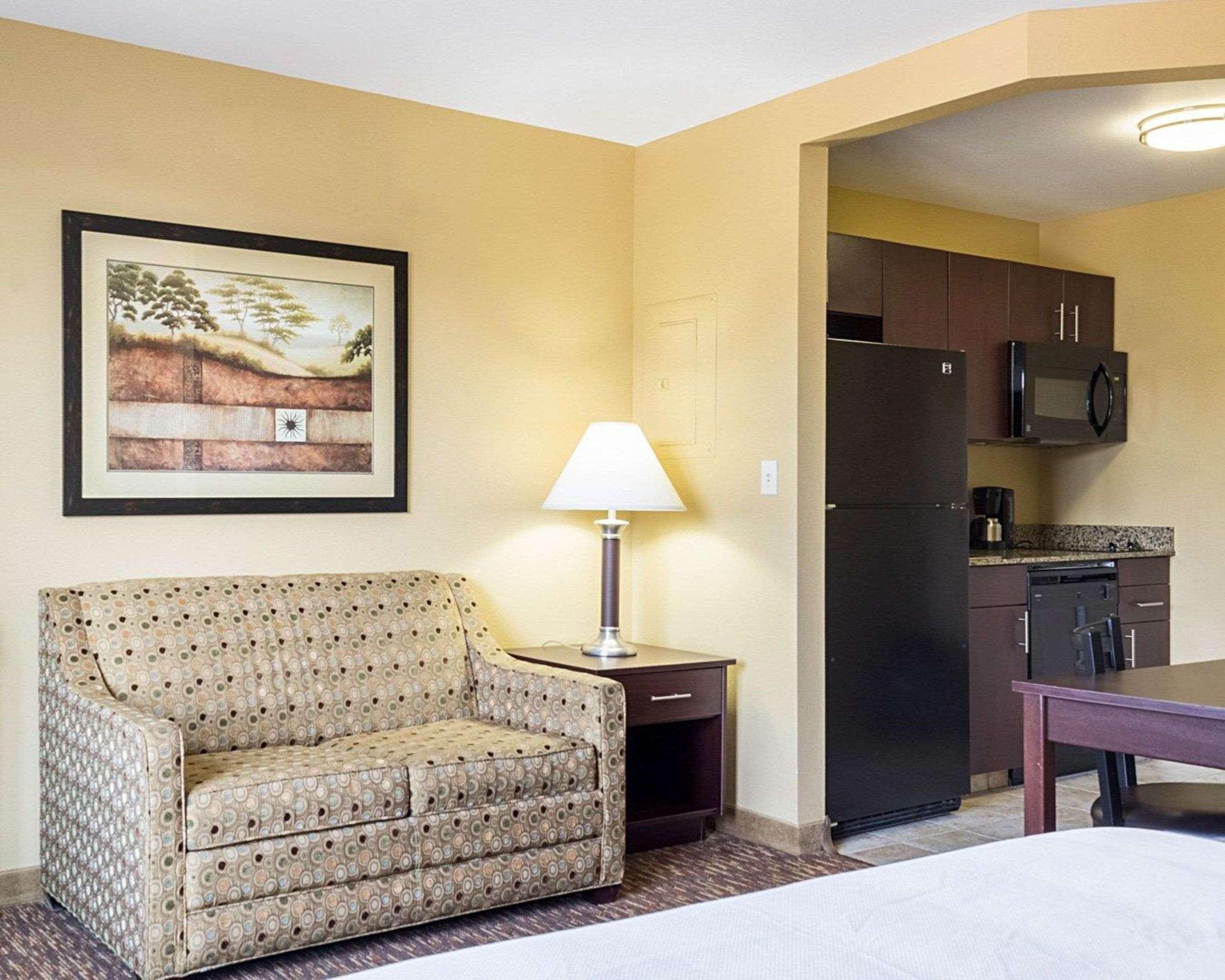 Mainstay Suites Minot Ngoại thất bức ảnh