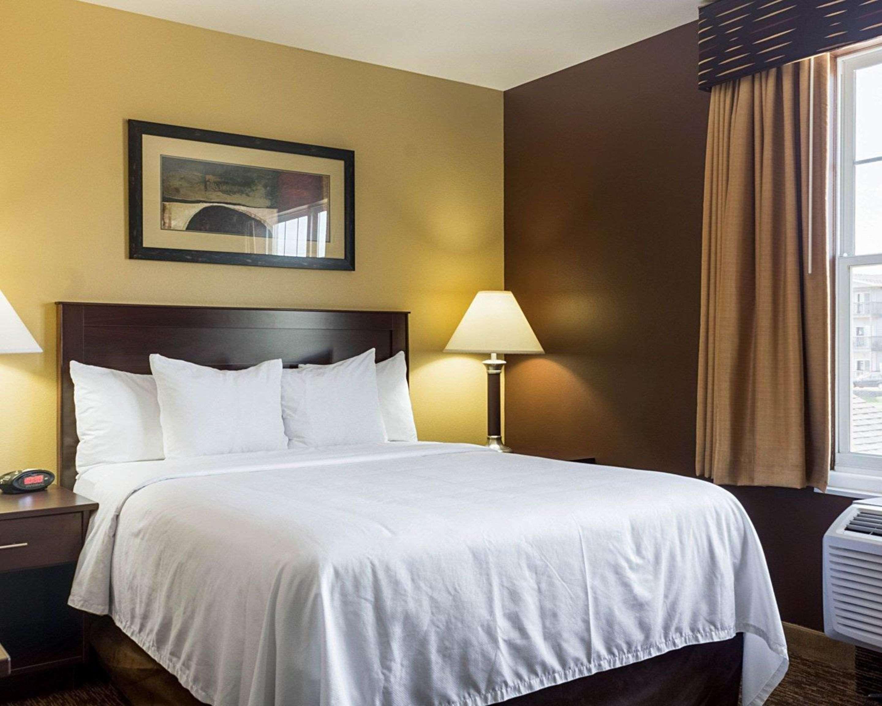 Mainstay Suites Minot Ngoại thất bức ảnh