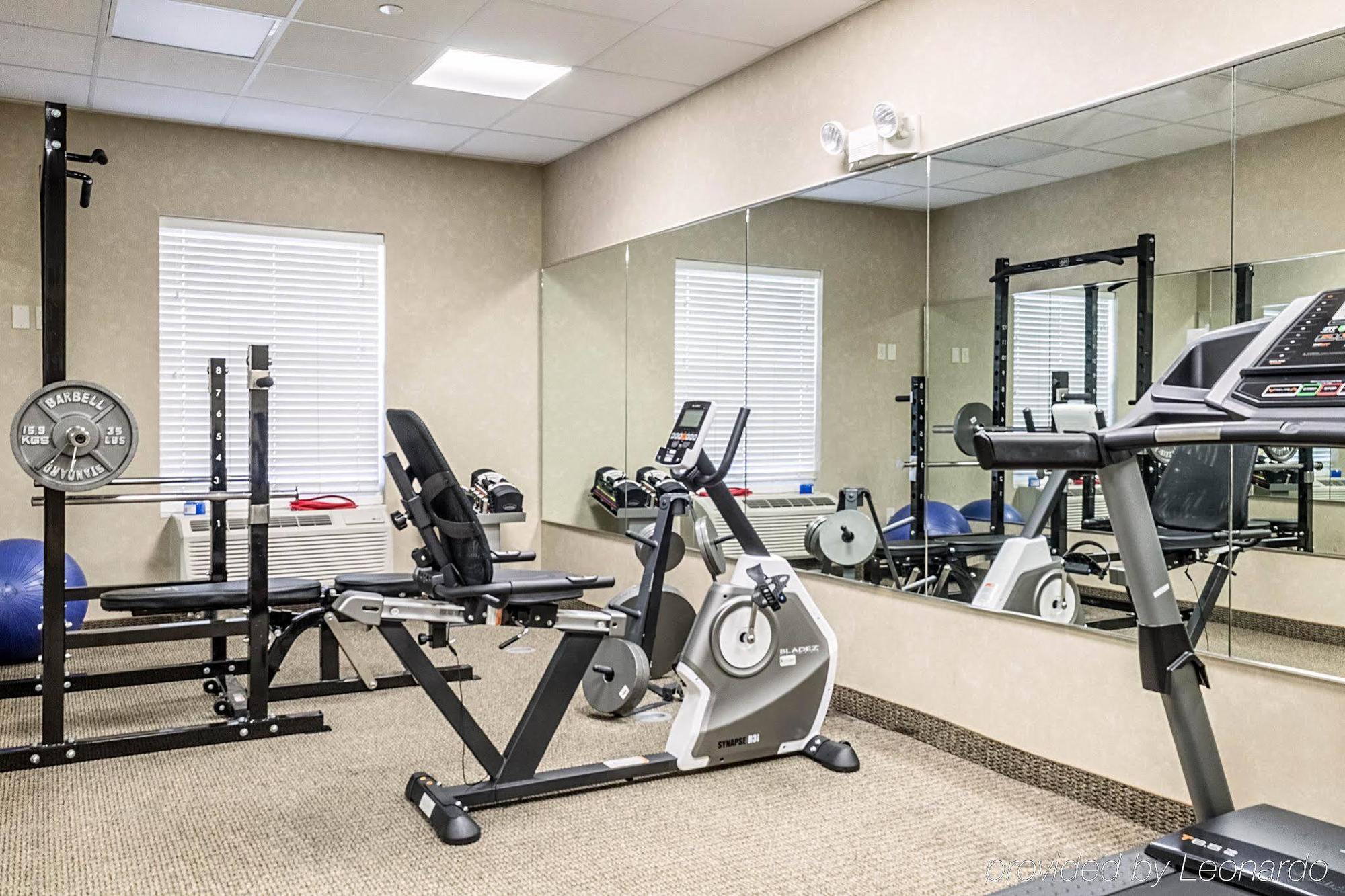 Mainstay Suites Minot Ngoại thất bức ảnh